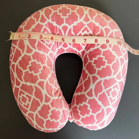 New - 2 Neck Travel Pillows - Pink, Teal & White Geometric - Picture 11 of 15